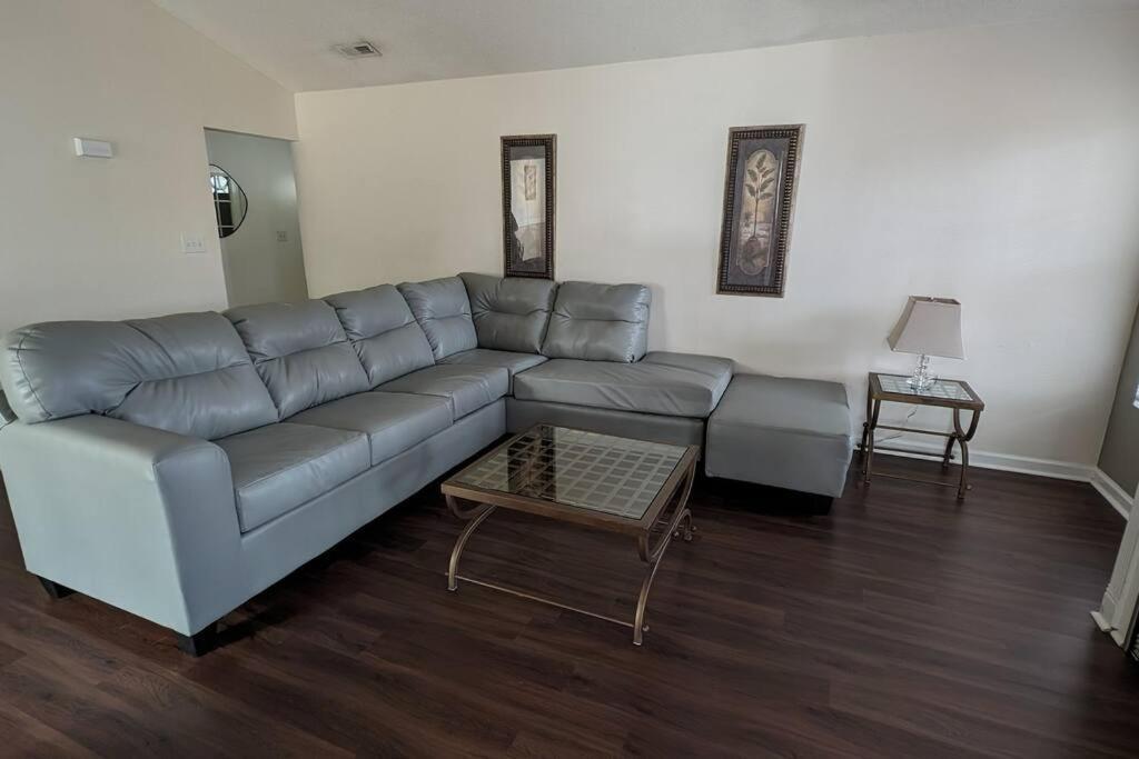Haven - Uptown/Airport Corridor Villa Charlotte Exterior photo
